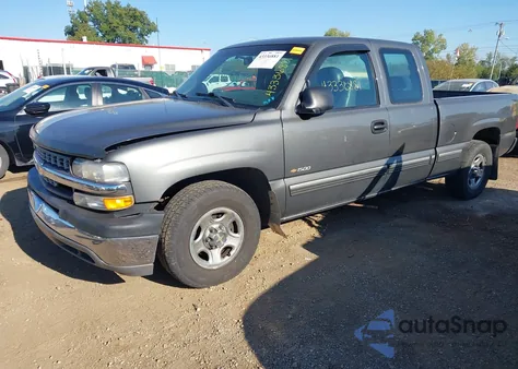 2001 Chevrolet Silverado 1500 from USA, damaged, VIN 2GCEC19V511297192